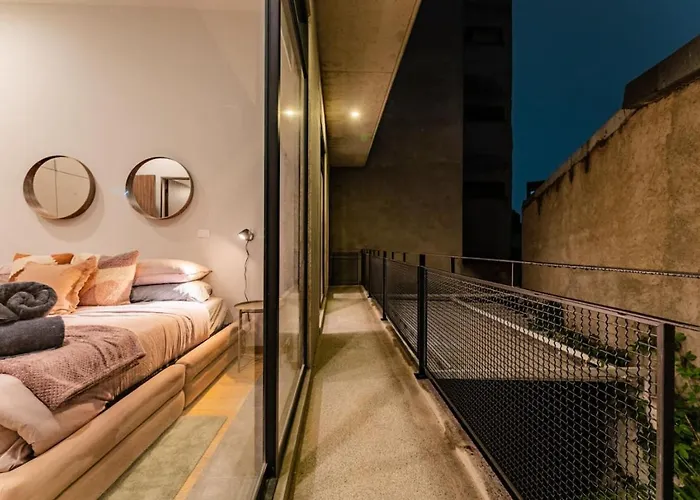 Сasa de vacaciones Stylish Haven W/ Balcony Steps To Jazz Bar & Cafes *