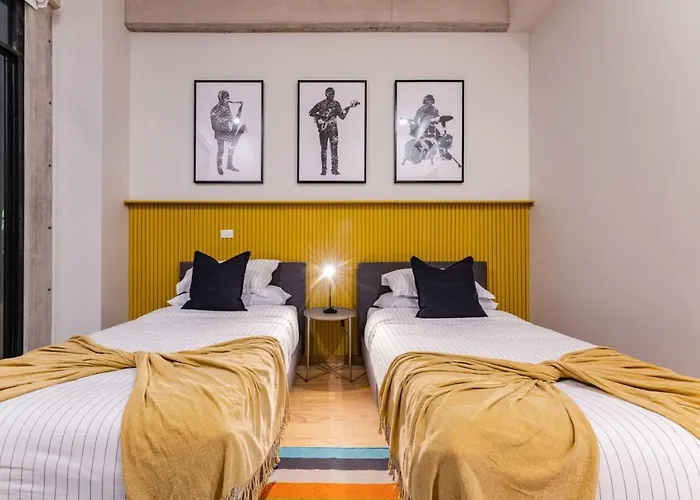 Сasa de vacaciones Stylish Haven W/ Balcony Steps To Jazz Bar & Cafes