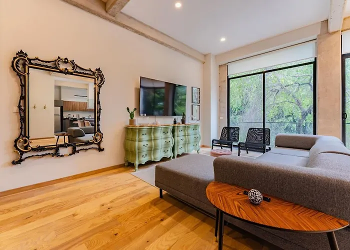 Сasa de vacaciones Stylish Haven W/ Balcony Steps To Jazz Bar & Cafes *