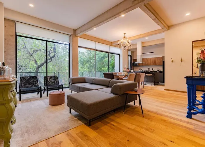 Сasa de vacaciones Stylish Haven W/ Balcony Steps To Jazz Bar & Cafes *